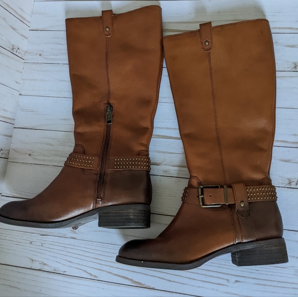 Jessica Simpson Essence Boot - Picture 2 of 8